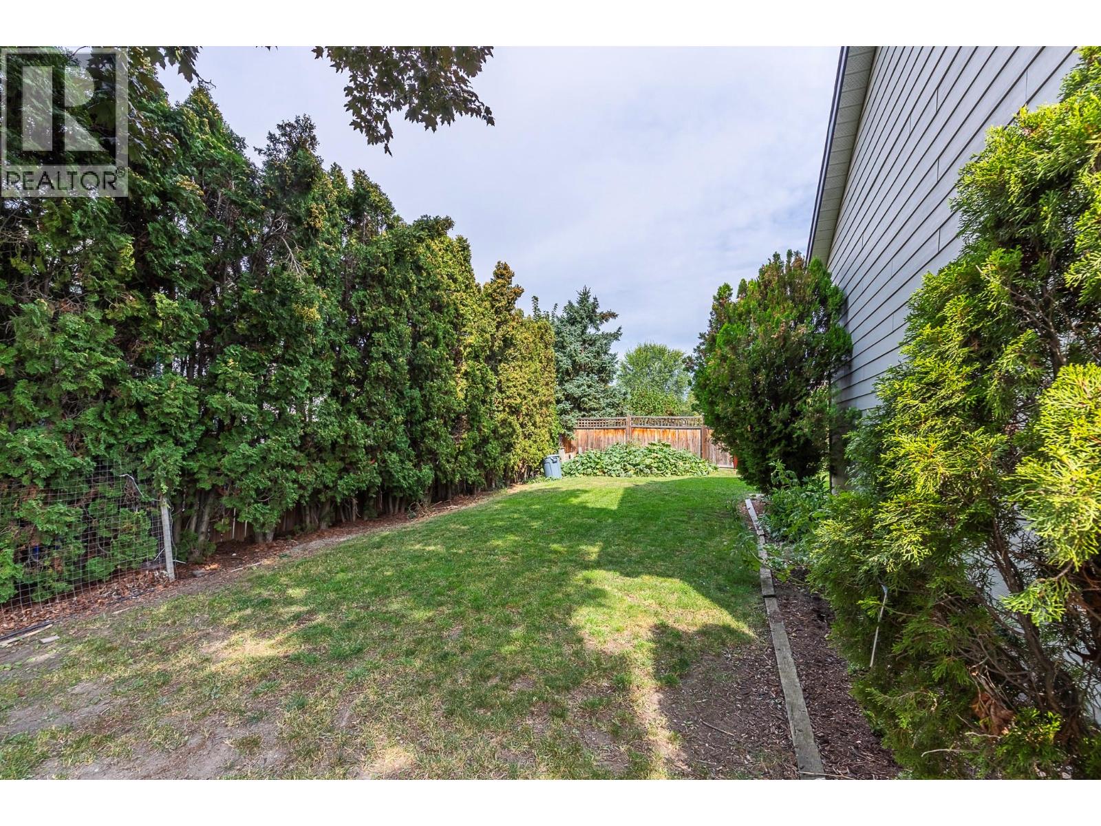  2401 40 Avenue, Vernon