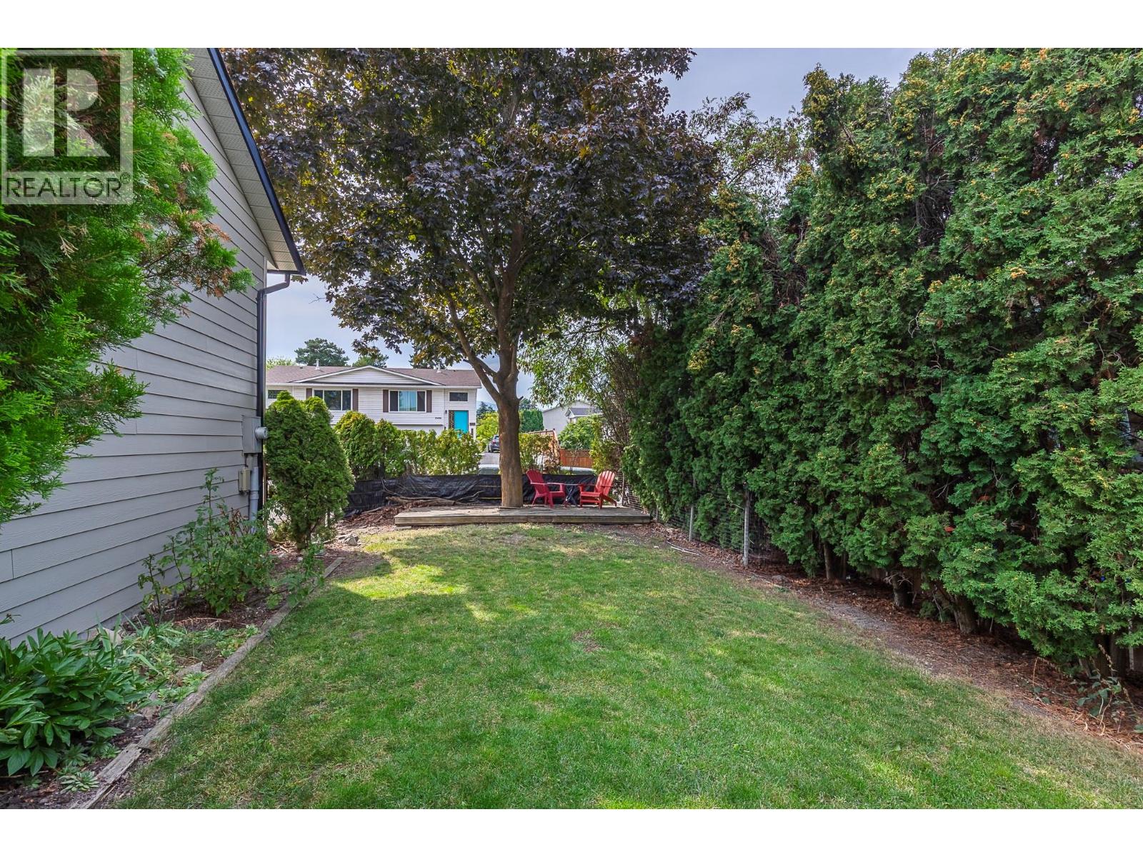  2401 40 Avenue, Vernon