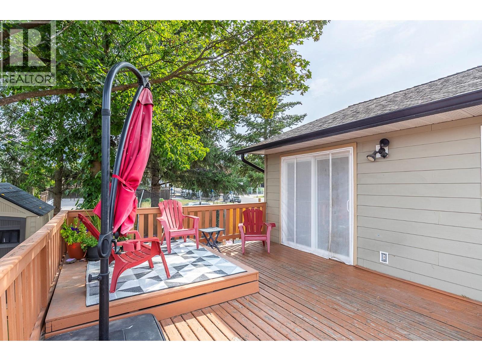  2401 40 Avenue, Vernon