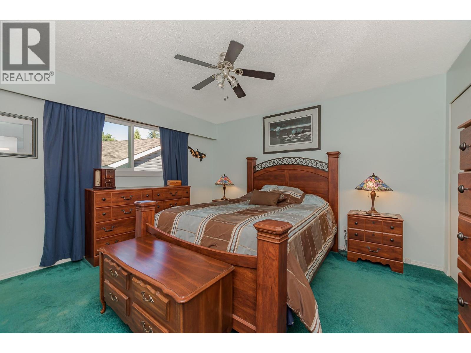  602 Maple Street, Sicamous