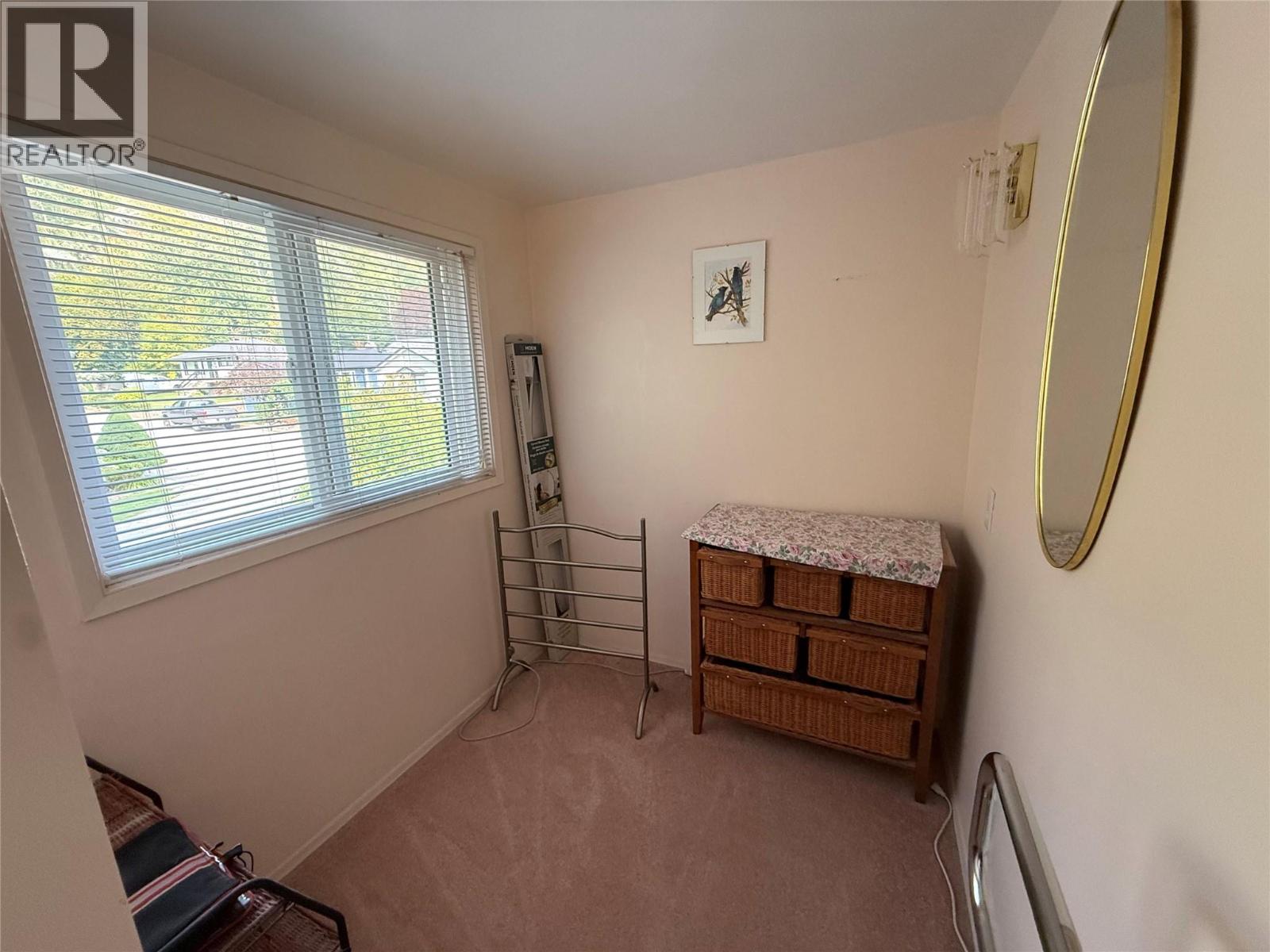 790 CARLYLE Street, Warfield