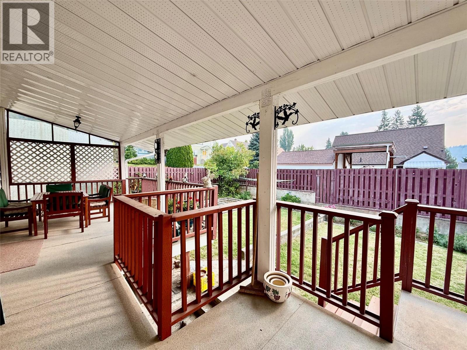 790 CARLYLE Street, Warfield