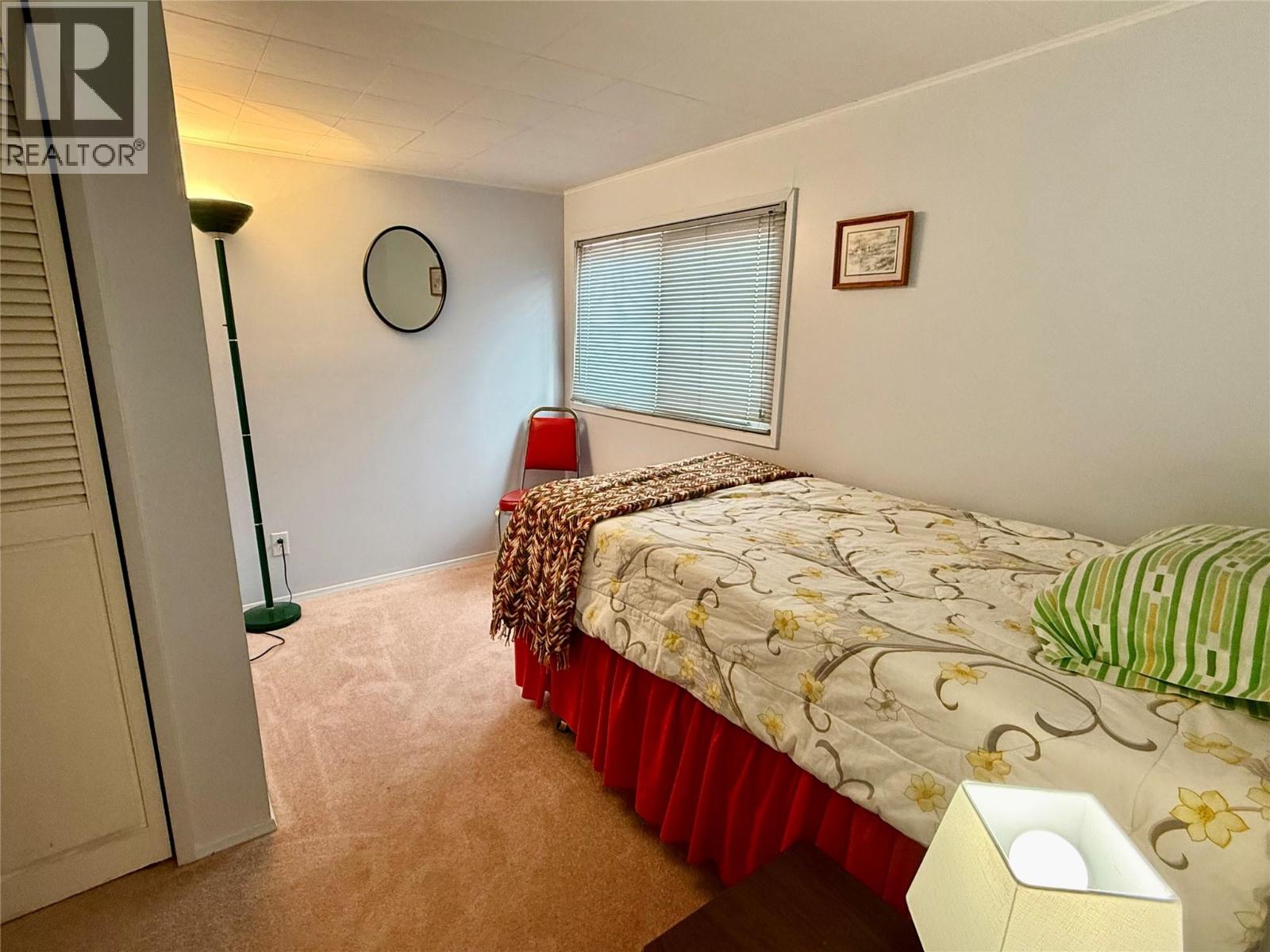 790 CARLYLE Street, Warfield