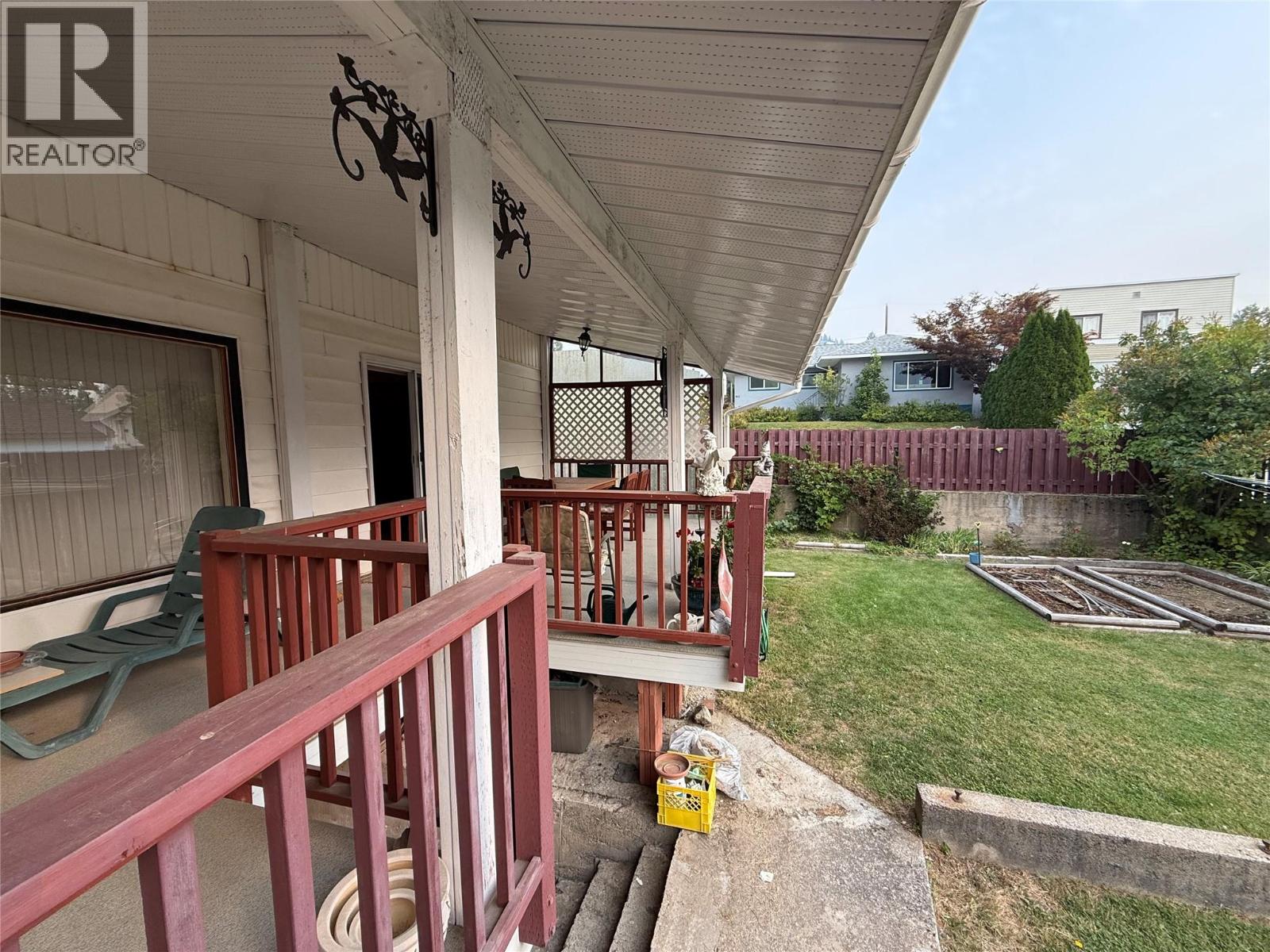 790 CARLYLE Street, Warfield