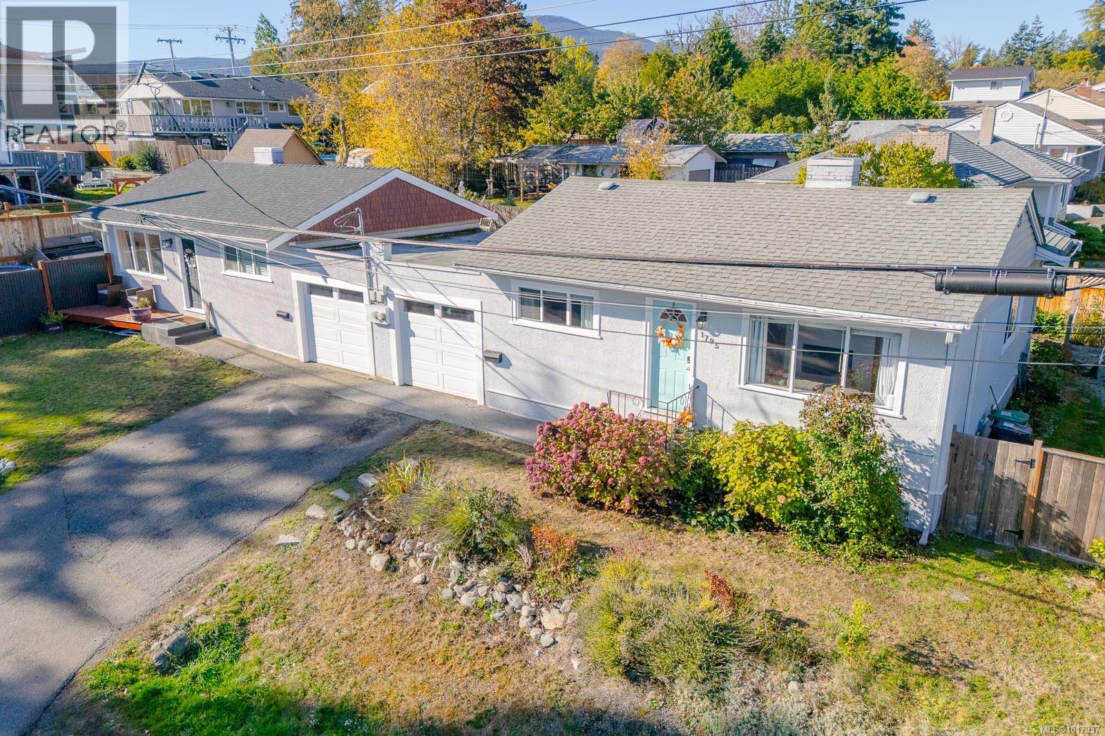 1795 Hallen Ave, Nanaimo - Exteriors - Drone/Aerial View - Photo 6