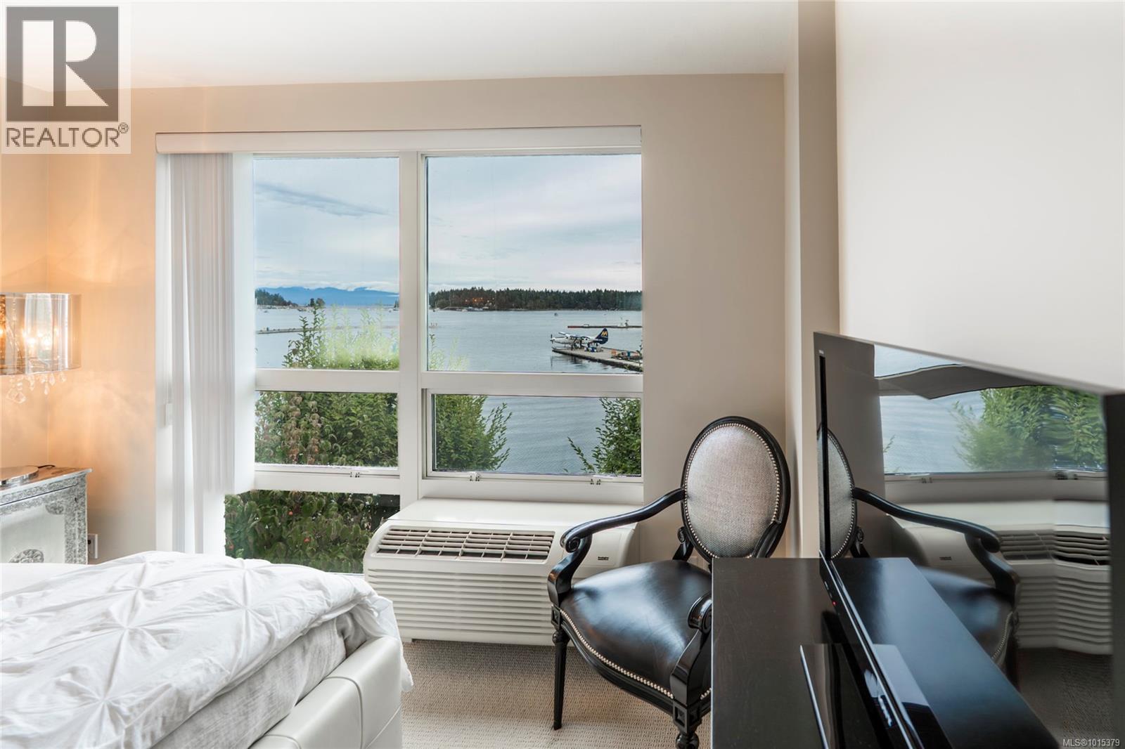 12 38 Front St, Nanaimo