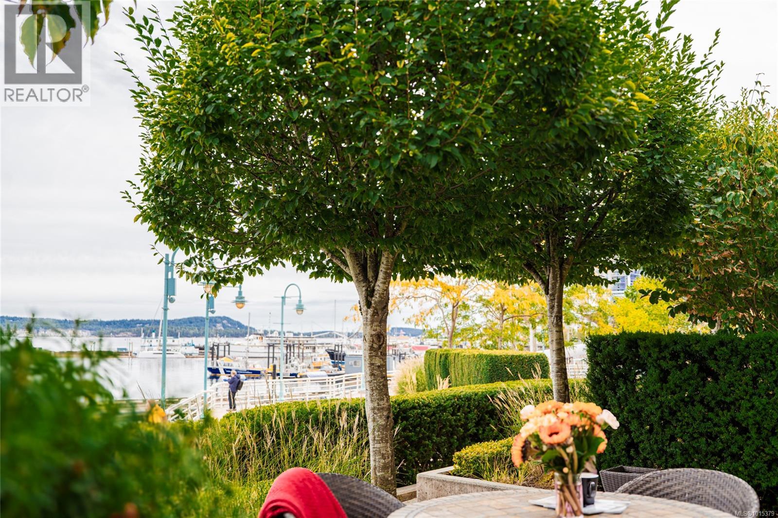 12 38 Front St, Nanaimo