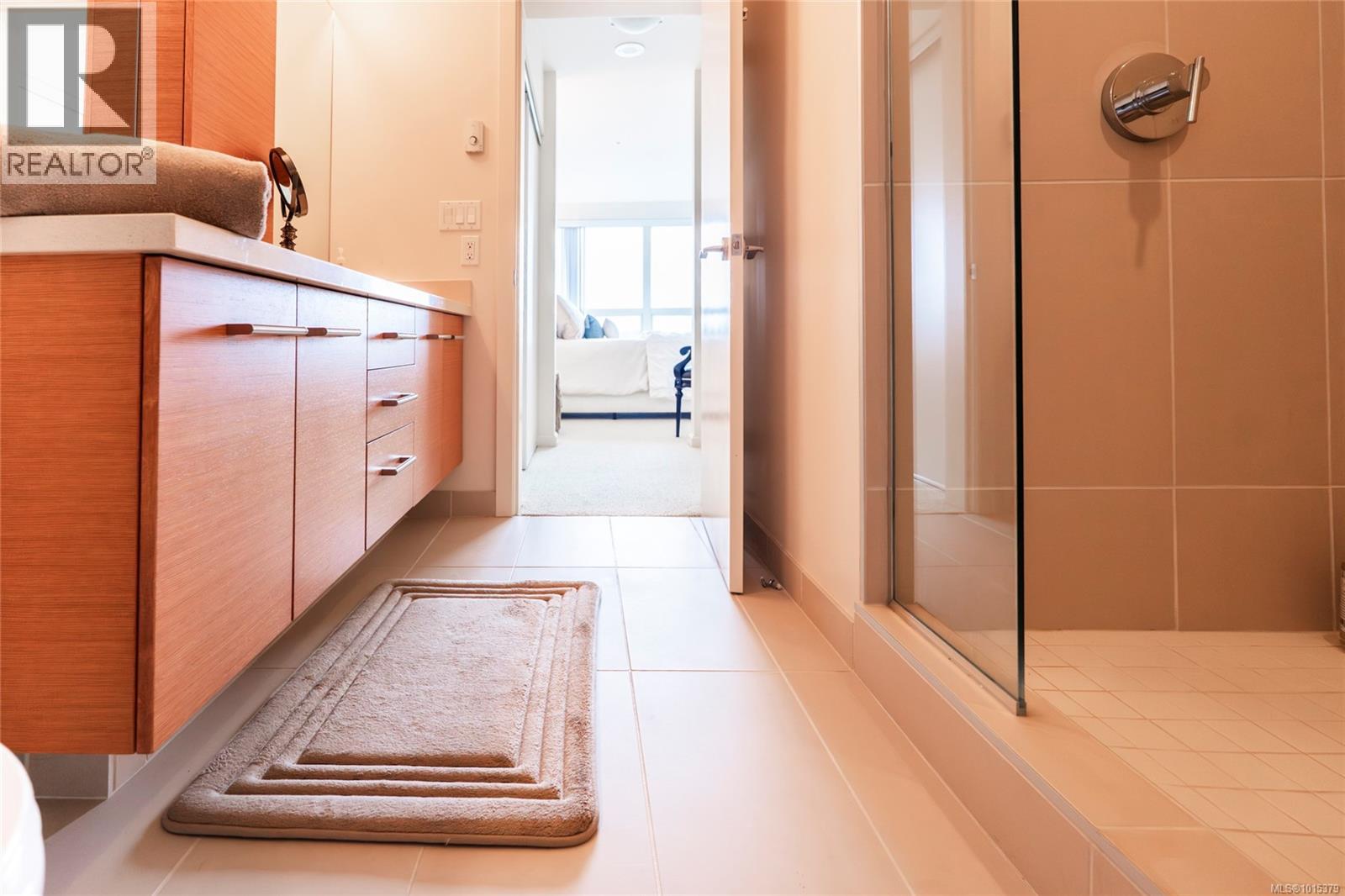 12 38 Front St, Nanaimo