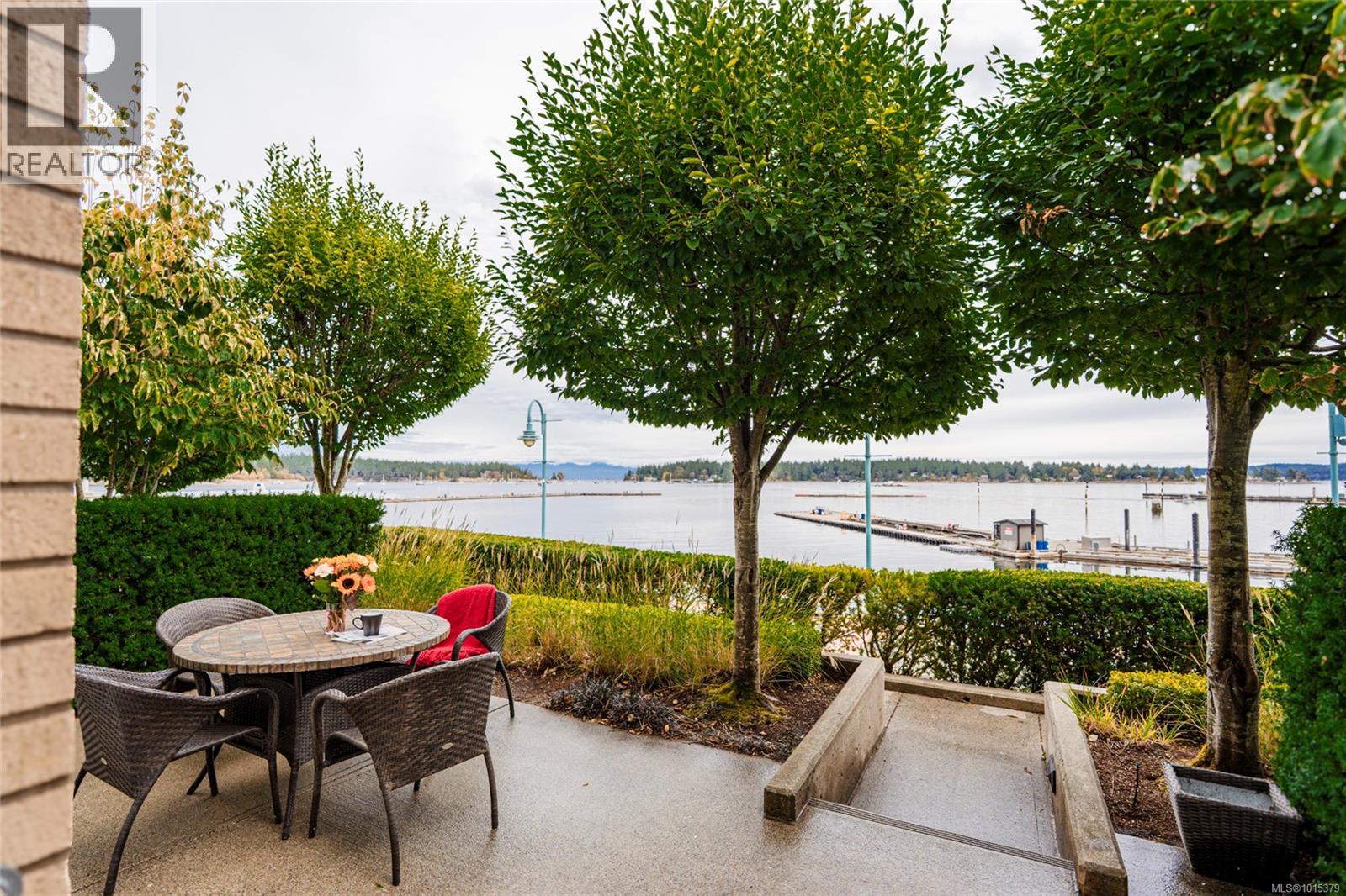 12 38 Front St, Nanaimo