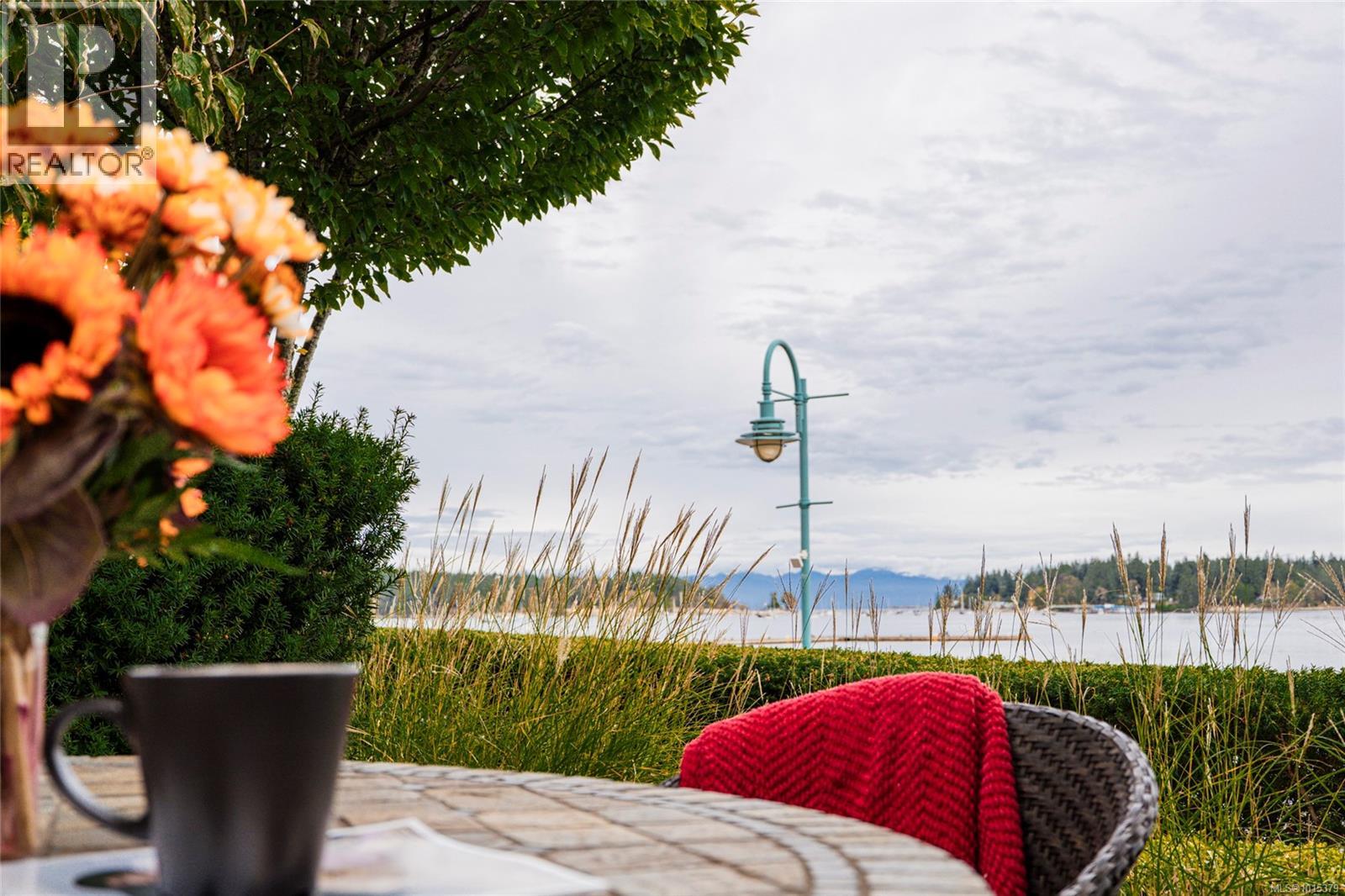 12 38 Front St, Nanaimo