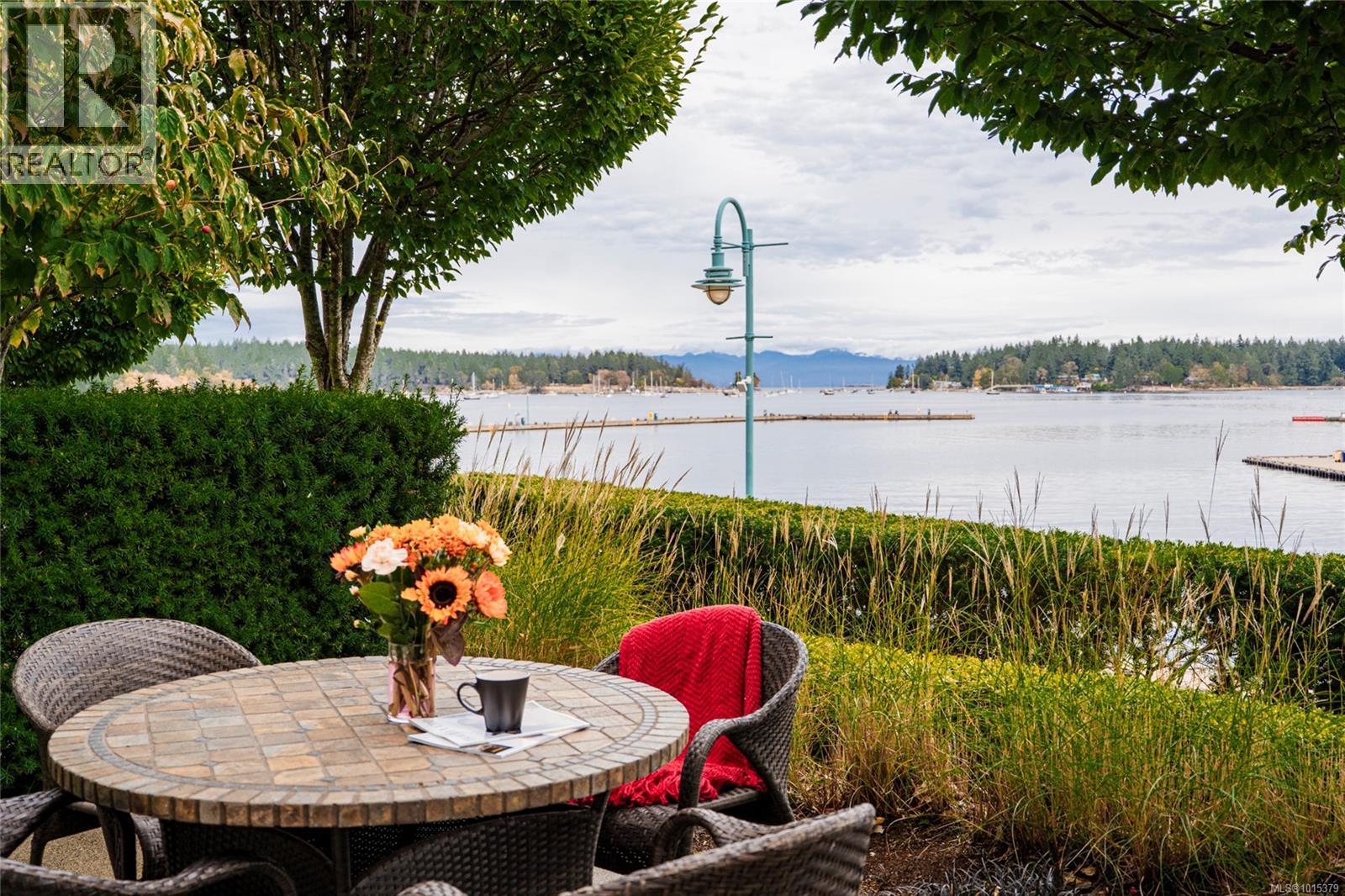 12 38 Front St, Nanaimo