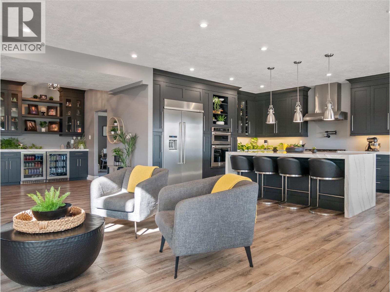 1905 89 Avenue, Dawson Creek