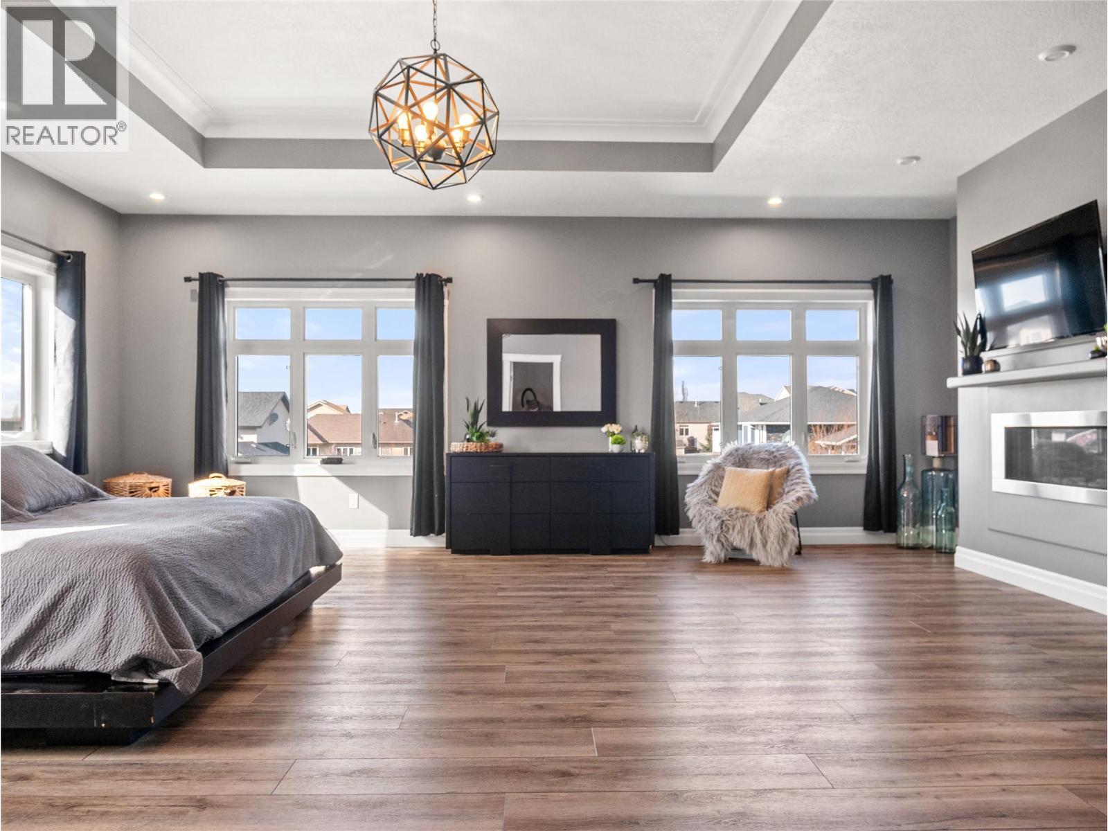 1905 89 Avenue, Dawson Creek