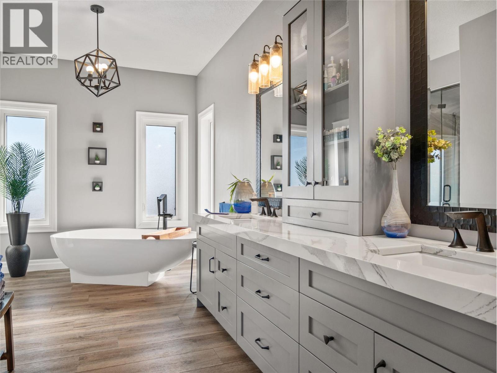 1905 89 Avenue, Dawson Creek