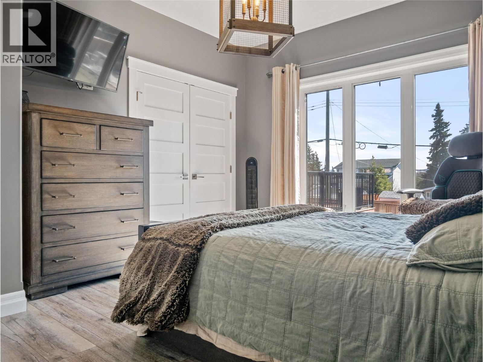 1905 89 Avenue, Dawson Creek