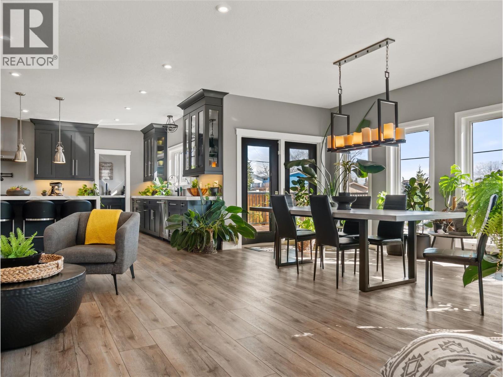 1905 89 Avenue, Dawson Creek