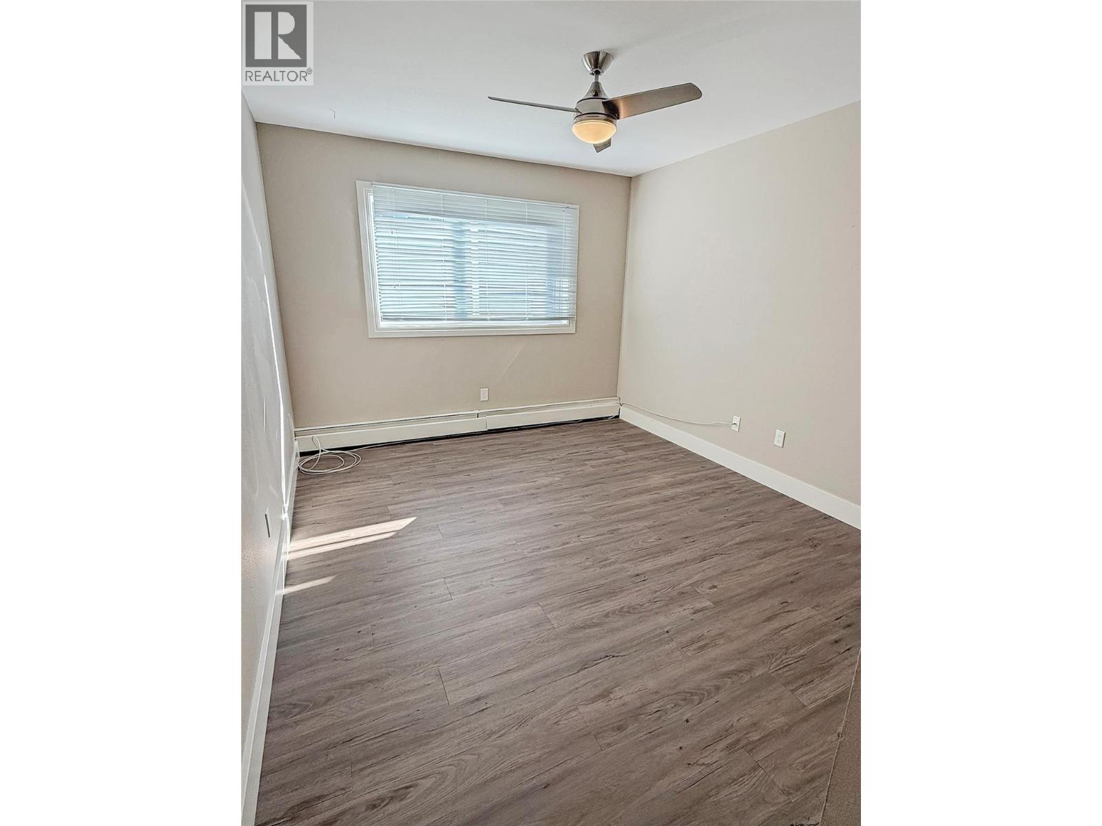 2011 2nd St N Unit# 307, Cranbrook