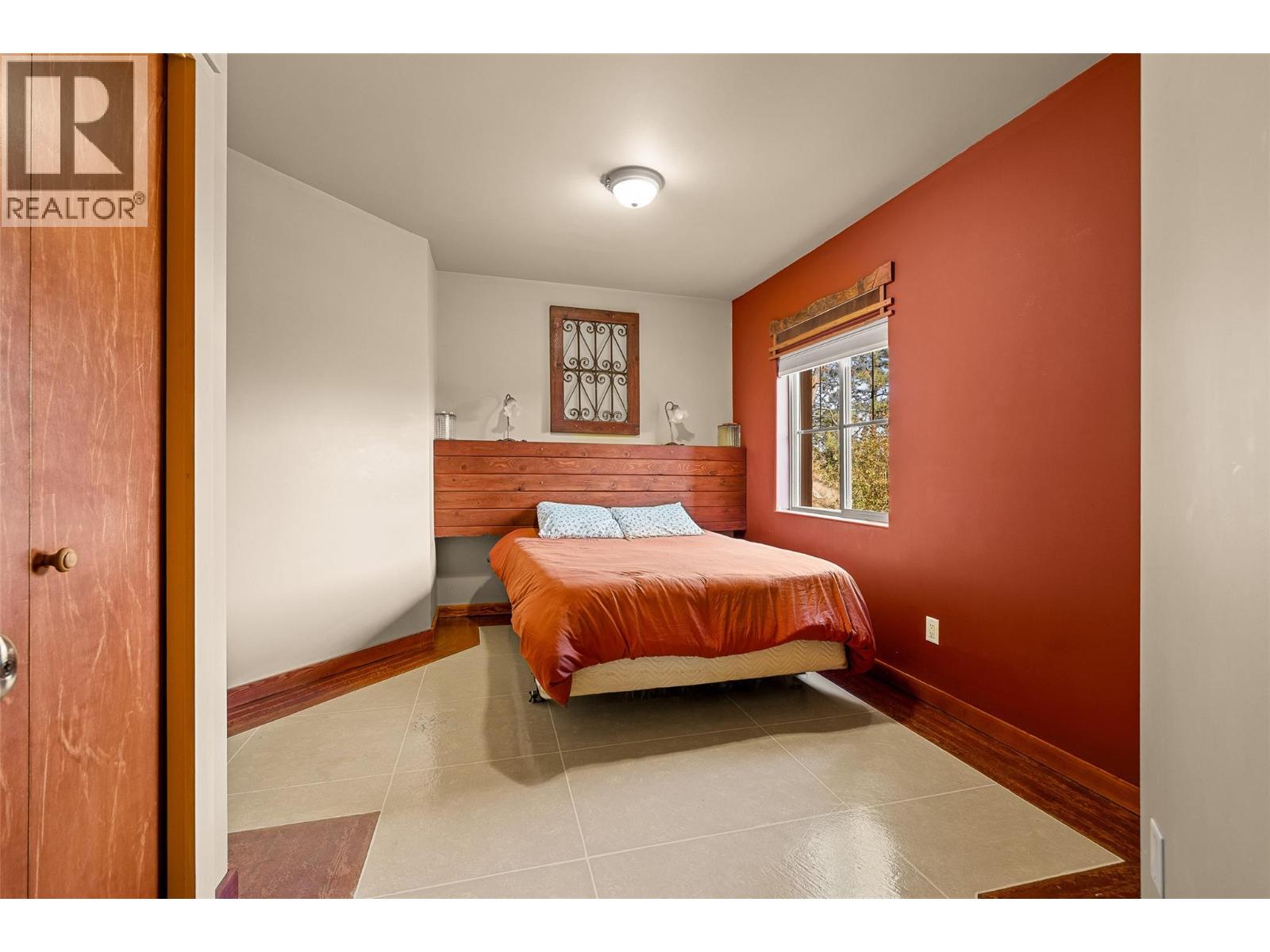  4610 Ponderosa Drive, Peachland