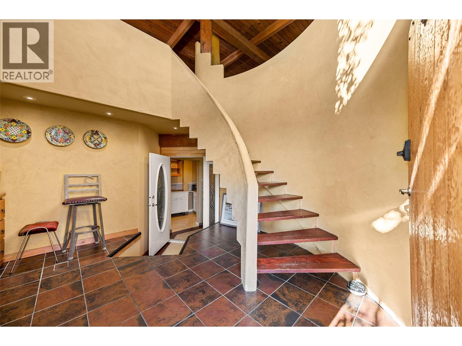  4610 Ponderosa Drive, Peachland