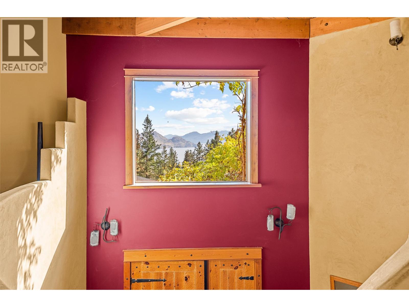  4610 Ponderosa Drive, Peachland
