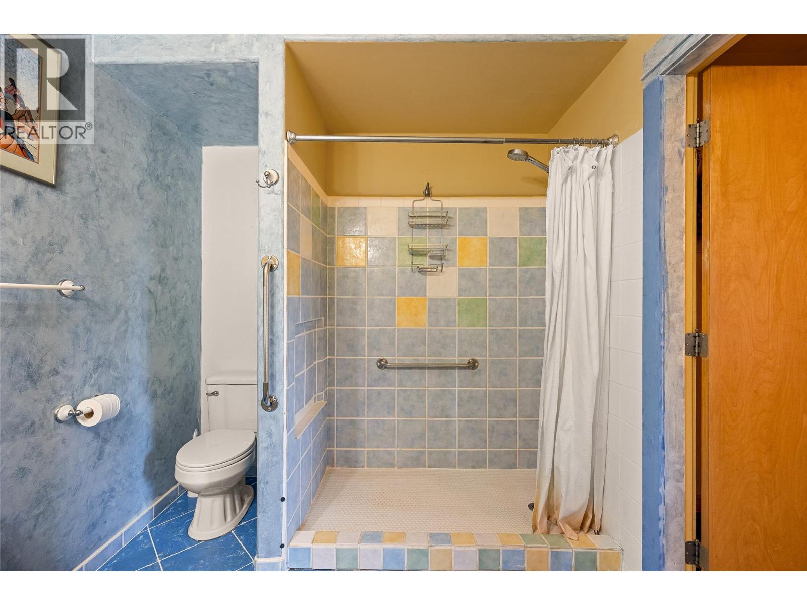  4610 Ponderosa Drive, Peachland