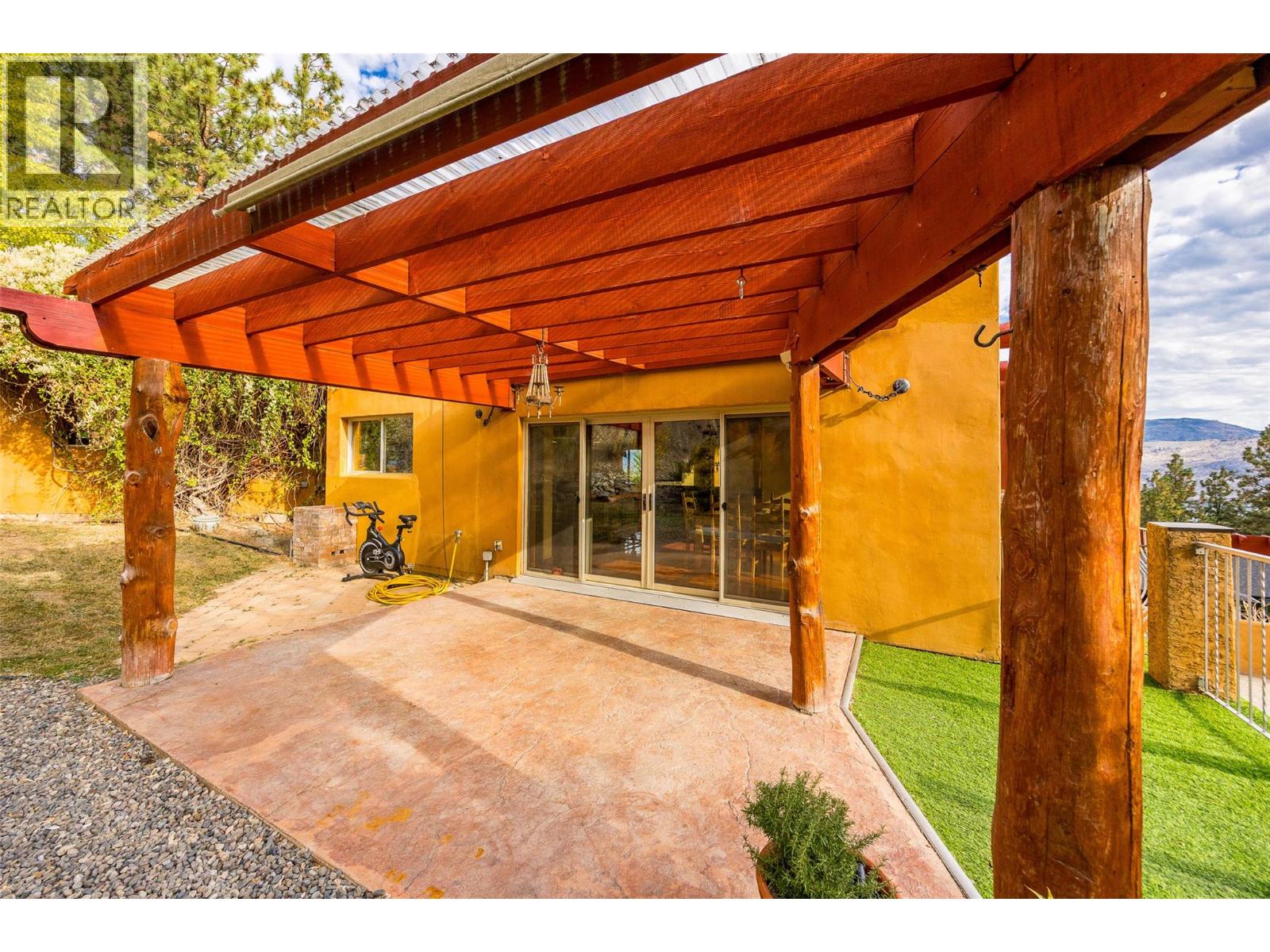 4610 Ponderosa Drive, Peachland