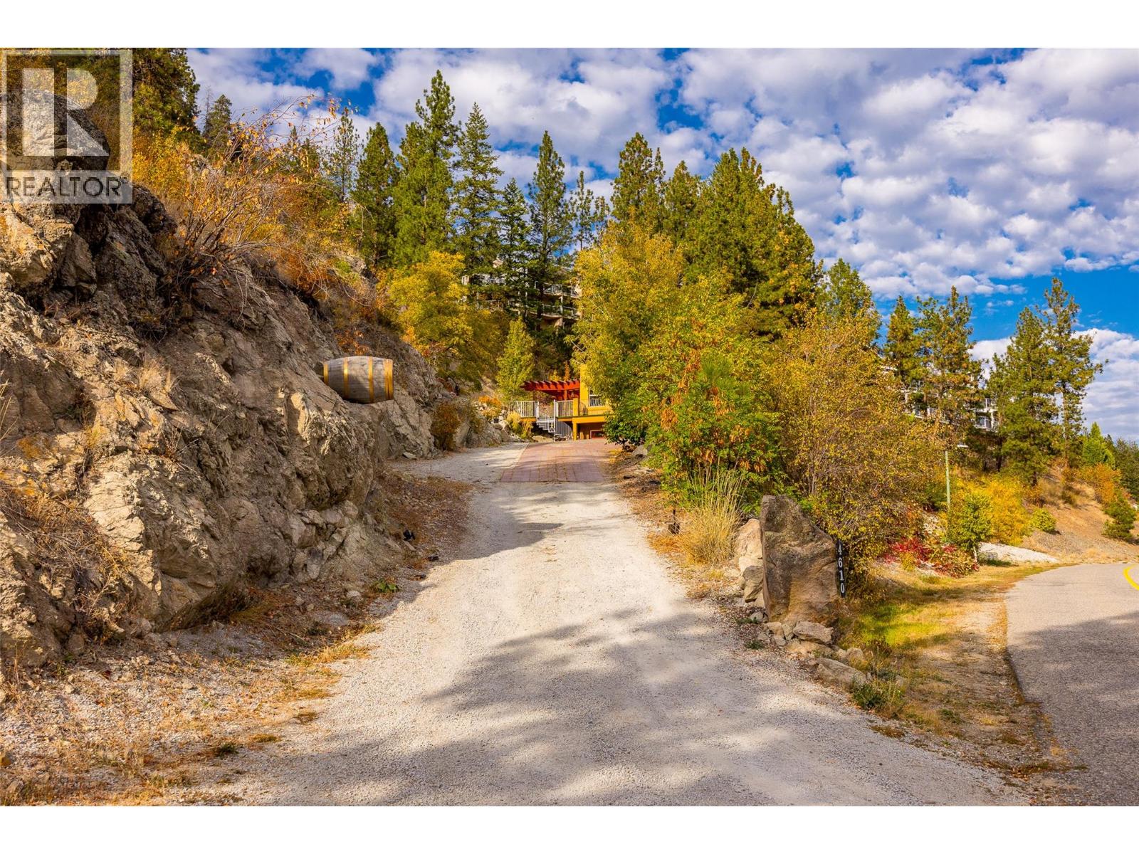  4610 Ponderosa Drive, Peachland