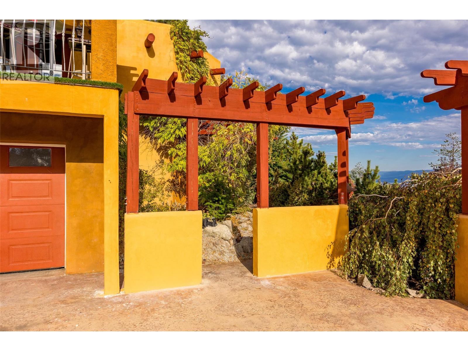  4610 Ponderosa Drive, Peachland