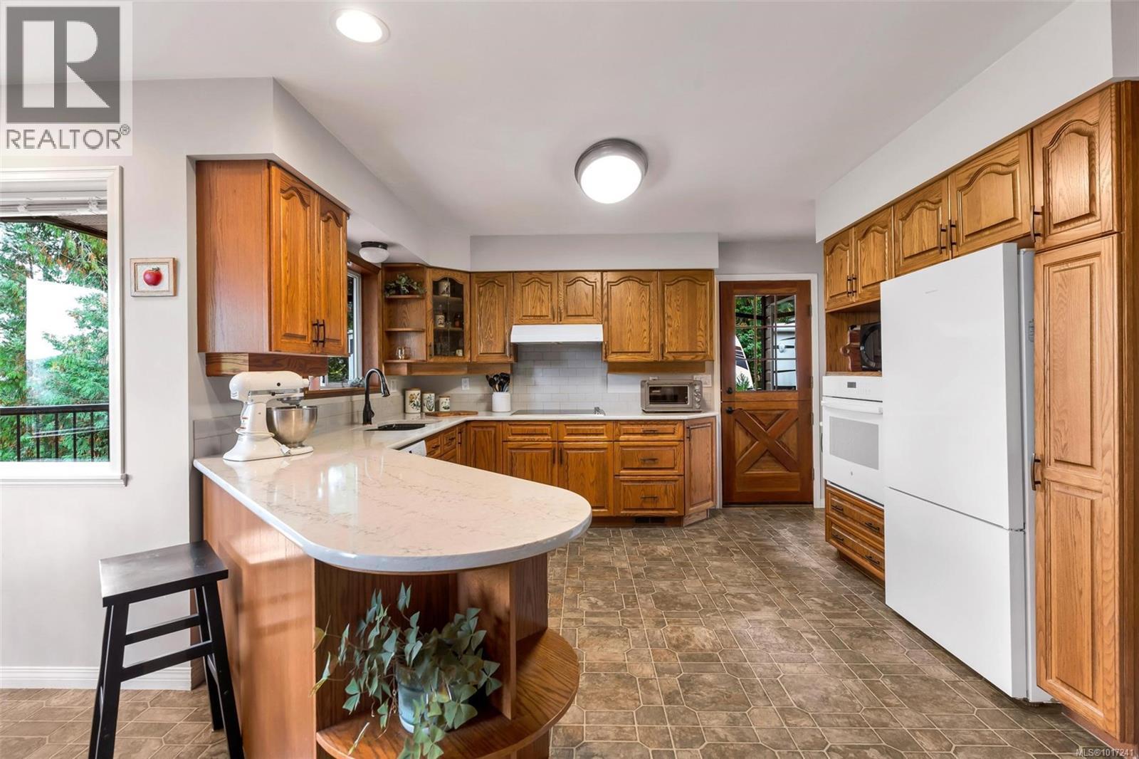 165 Okotoks Rd, Malahat