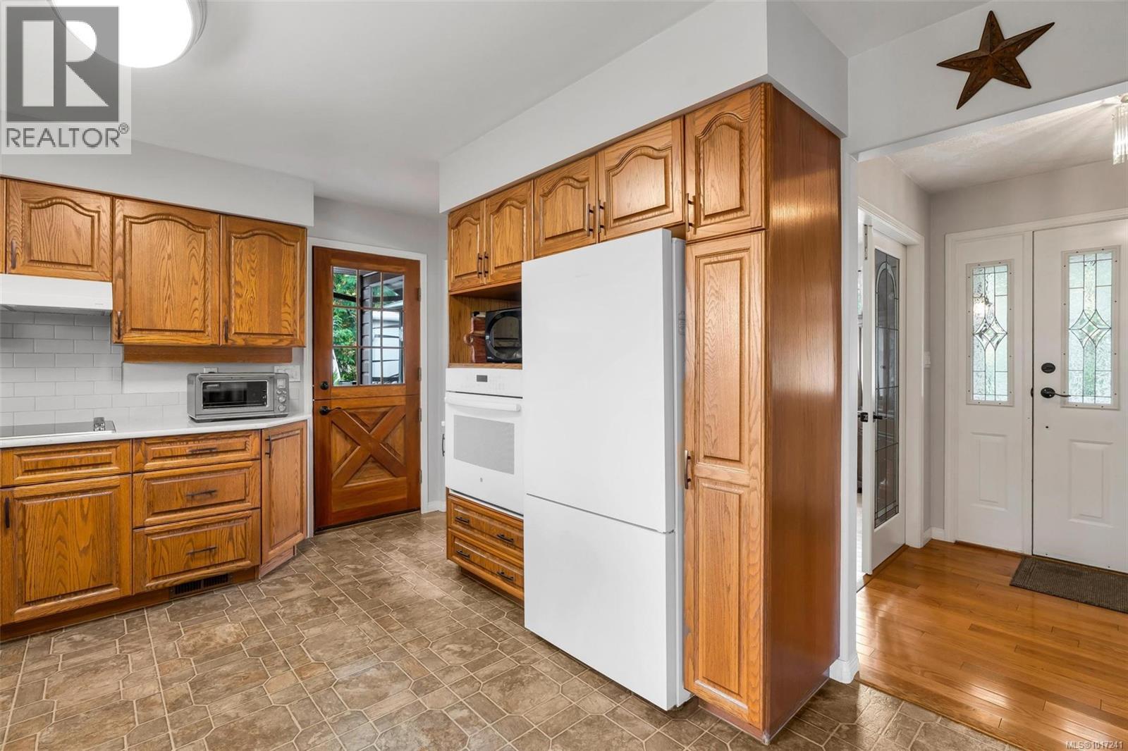 165 Okotoks Rd, Malahat