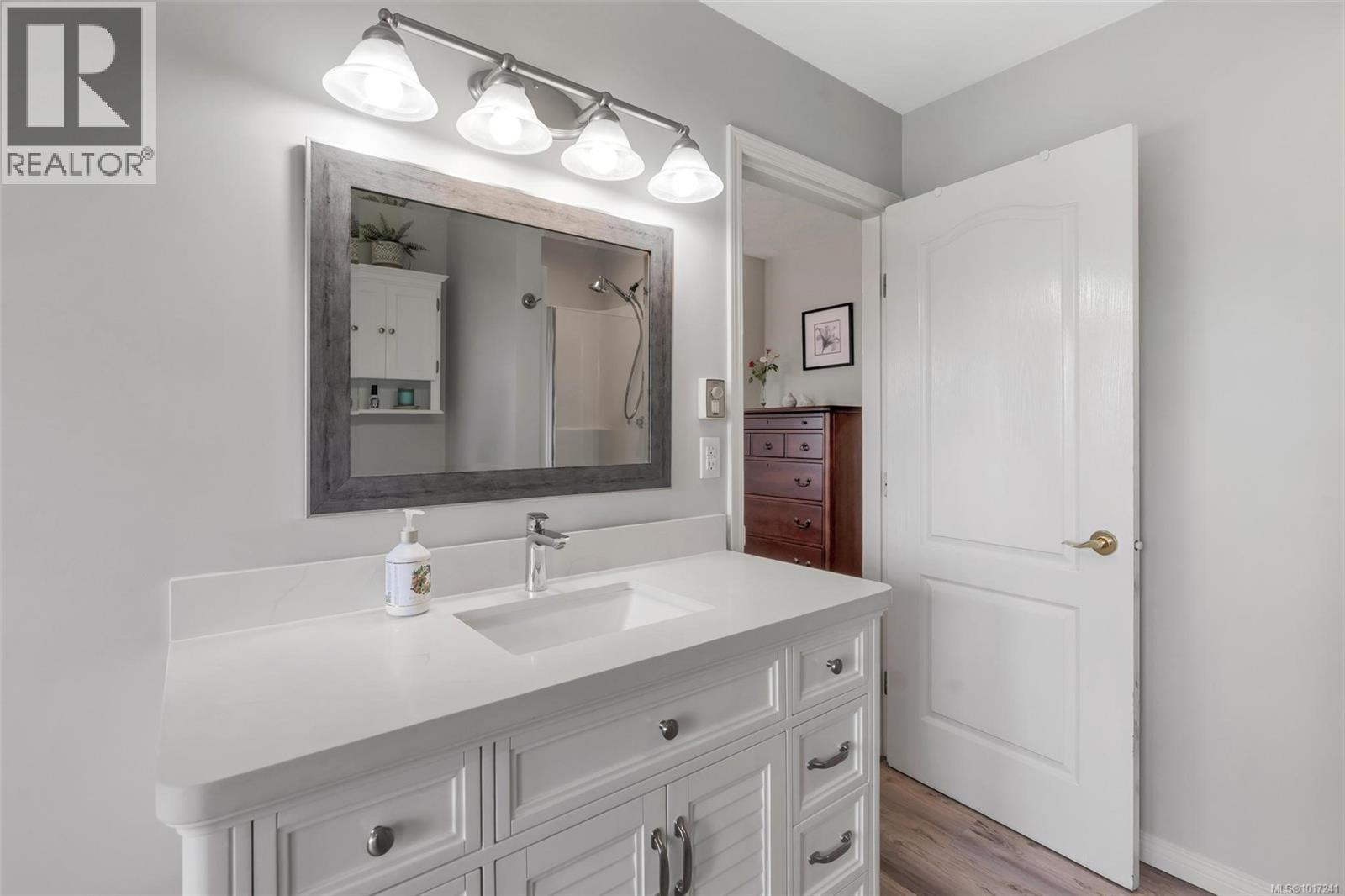 165 Okotoks Rd, Malahat