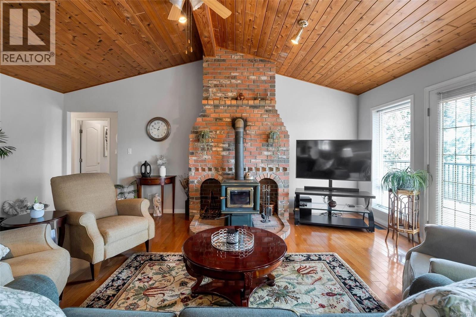 165 Okotoks Rd, Malahat