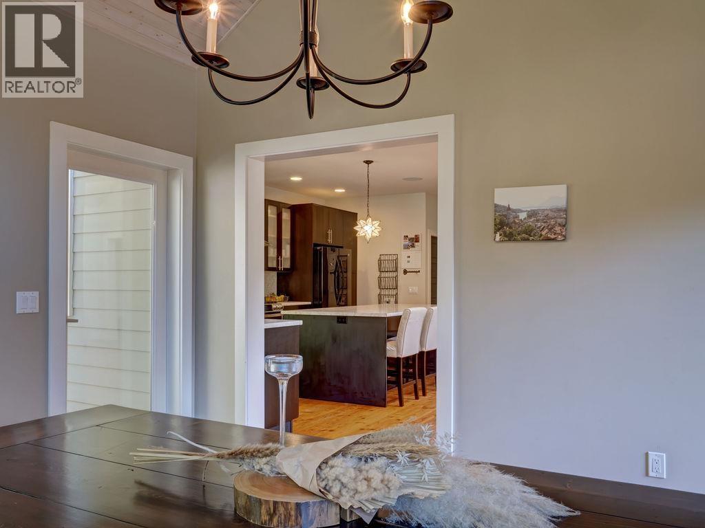 8116 SOUTHWOOD ROAD, Halfmoon Bay