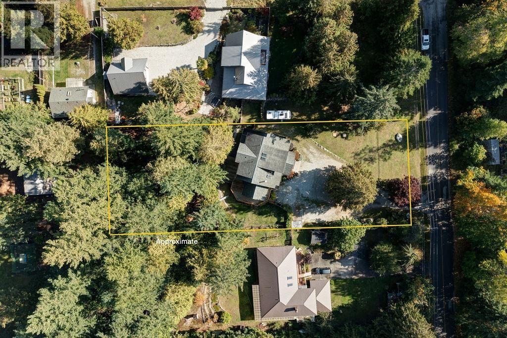 8116 SOUTHWOOD ROAD, Halfmoon Bay