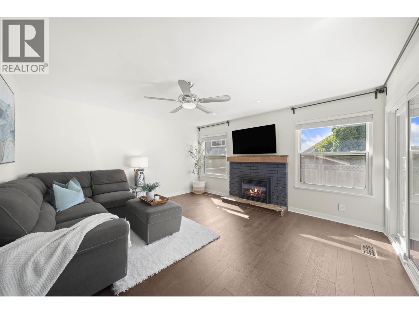 4939 LINDEN Drive, Delta