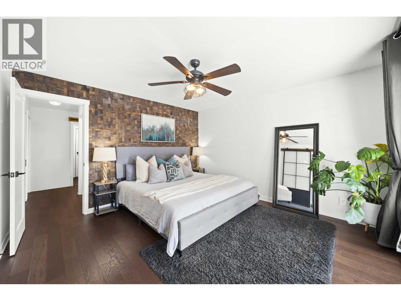 4939 LINDEN Drive, Delta