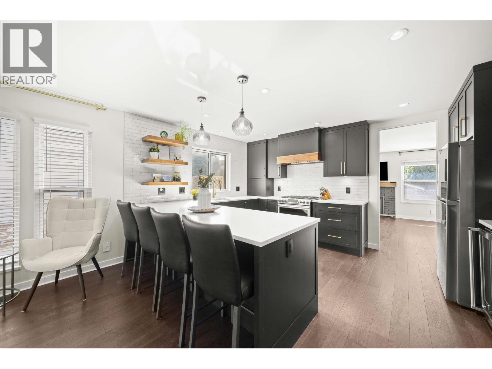 4939 LINDEN Drive, Delta