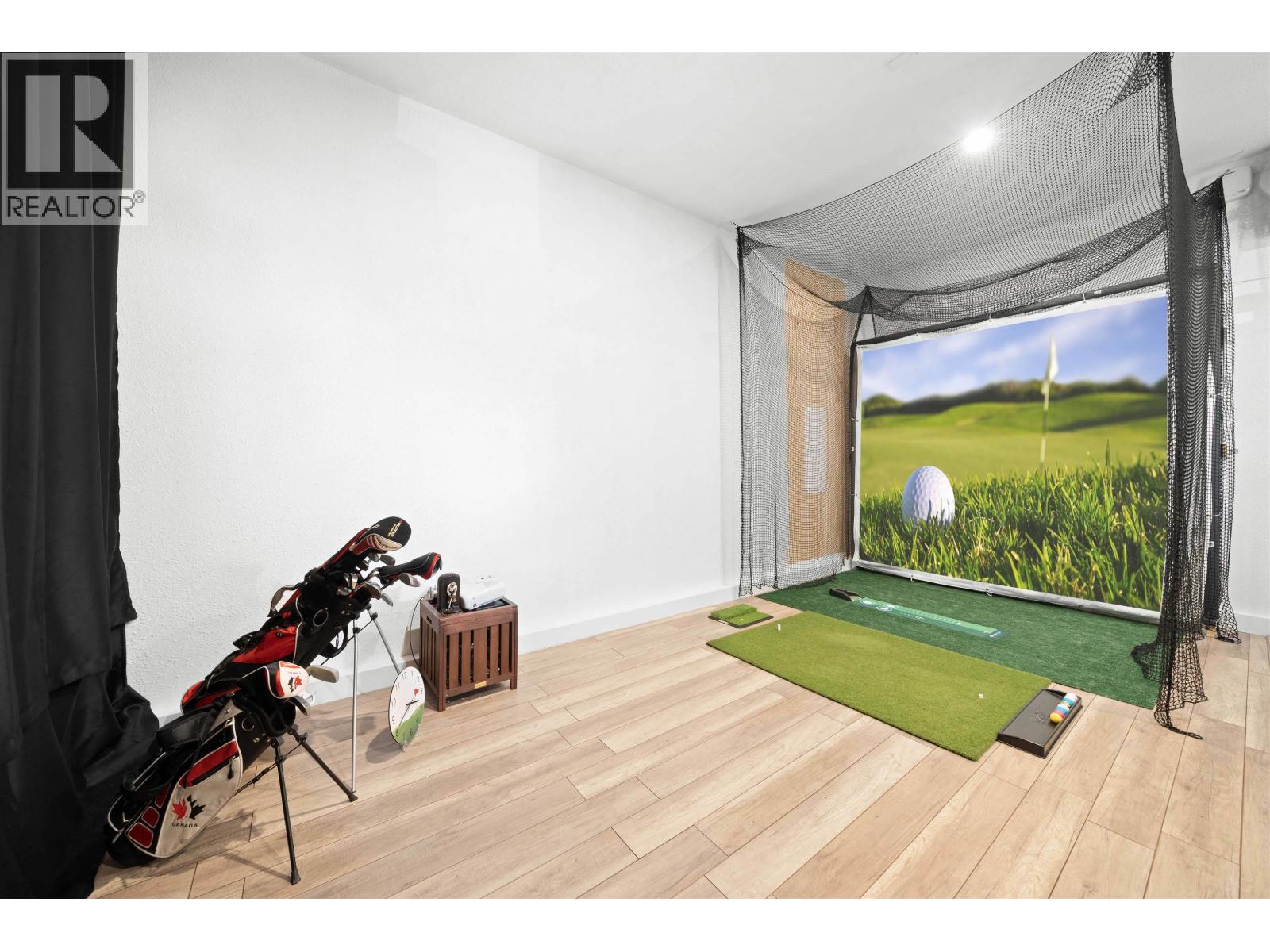 4939 LINDEN Drive, Delta