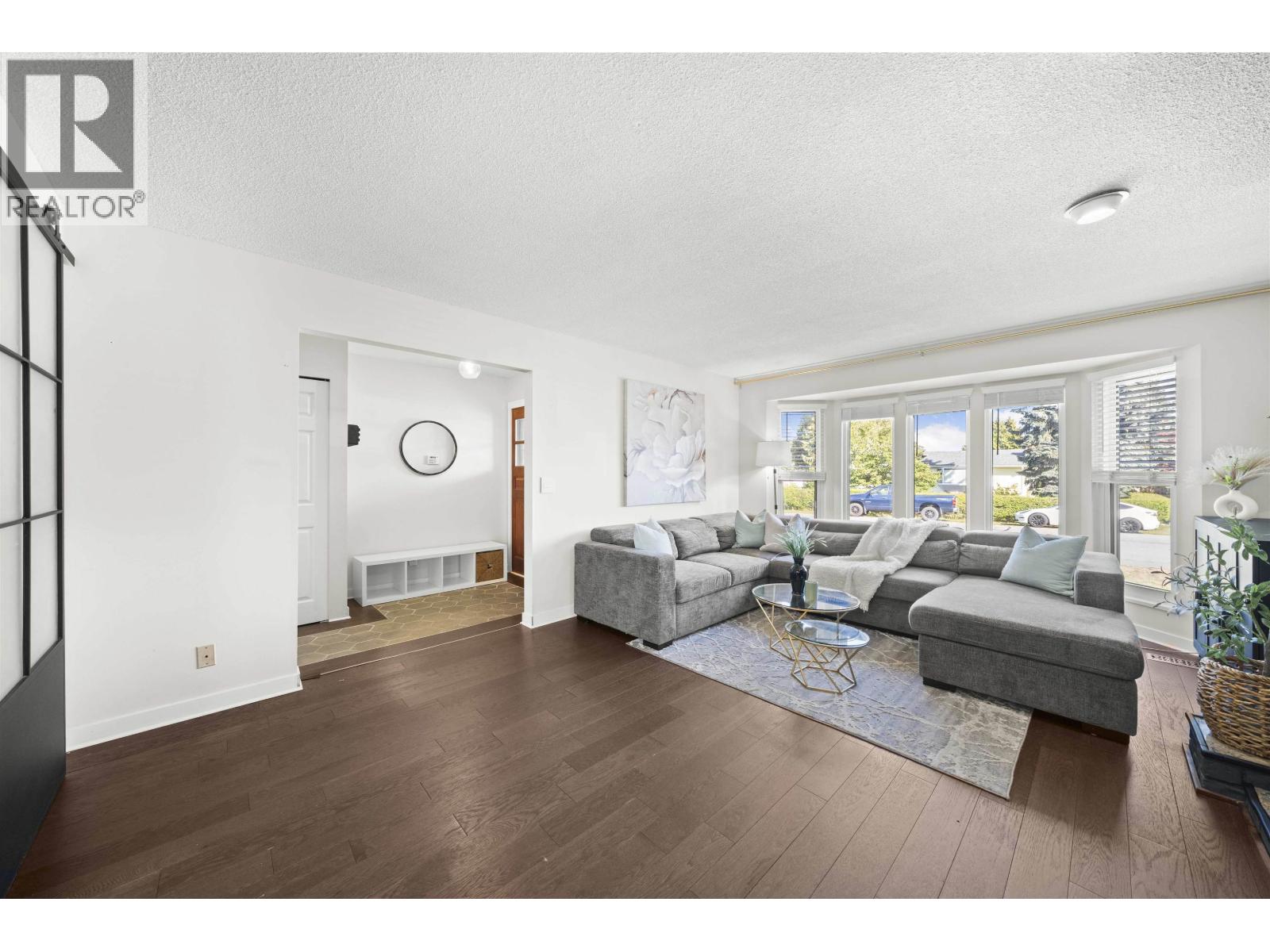 4939 LINDEN Drive, Delta