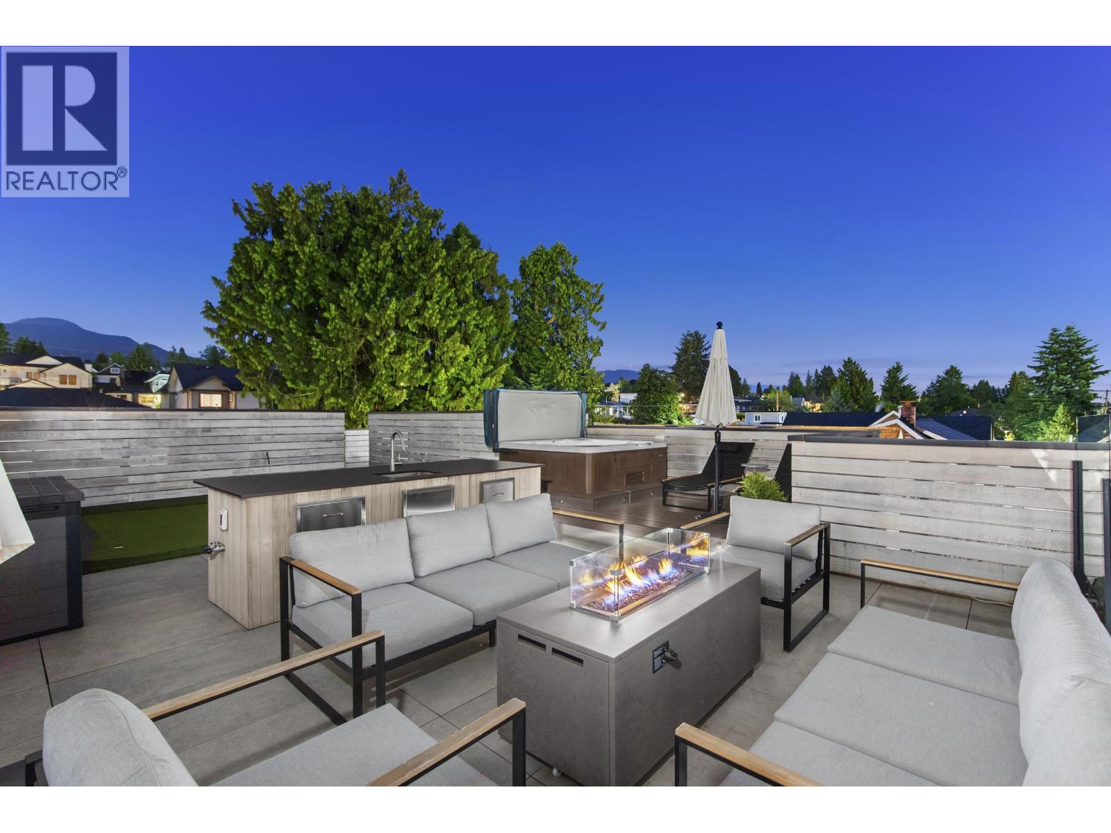 452 E 4TH STREET, North Vancouver