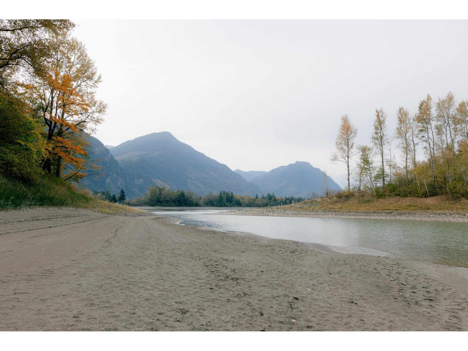 SE 1/4 VASASUS ISLAND, Agassiz, Agassiz