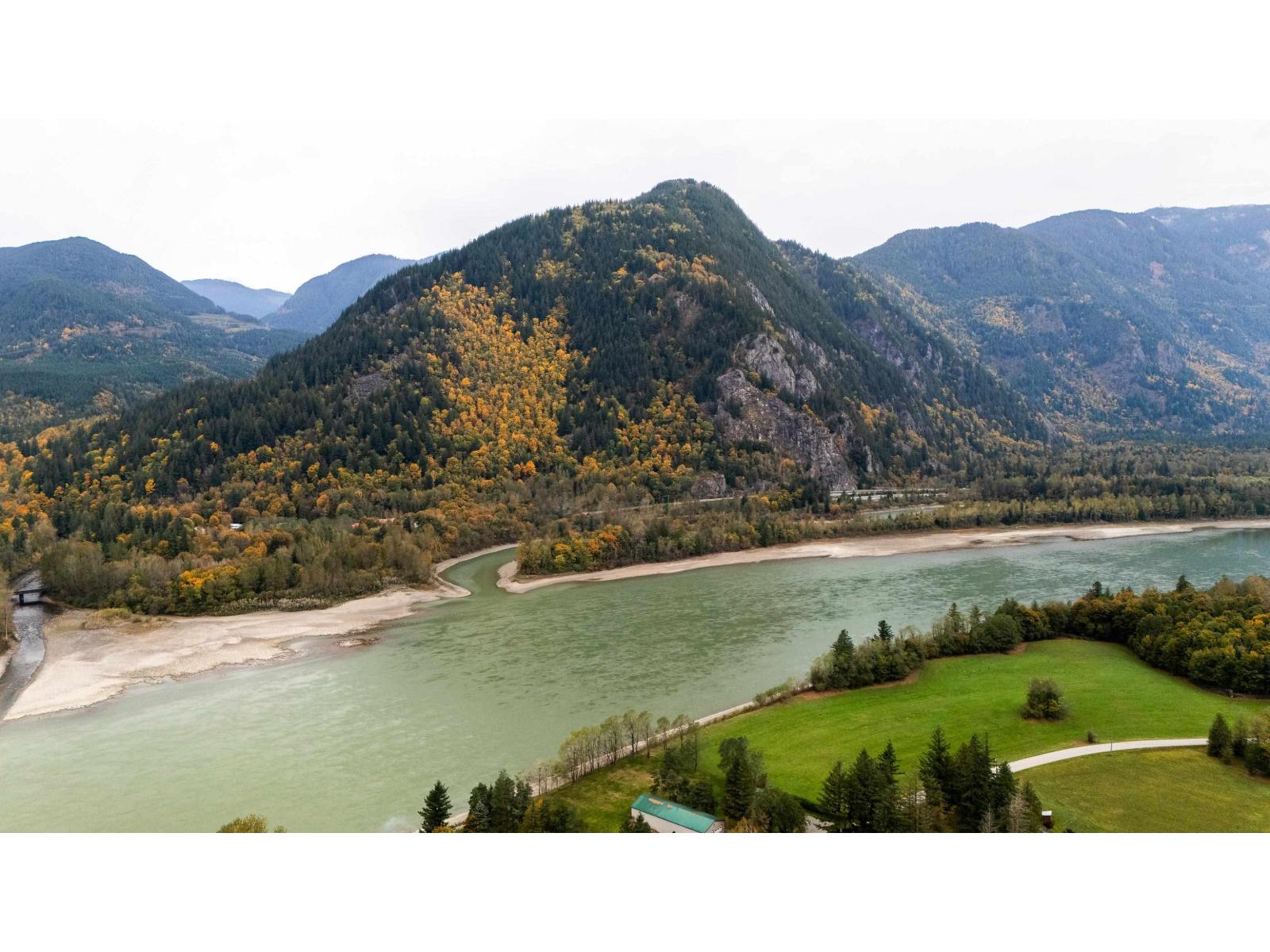 SE 1/4 VASASUS ISLAND, Agassiz, Agassiz