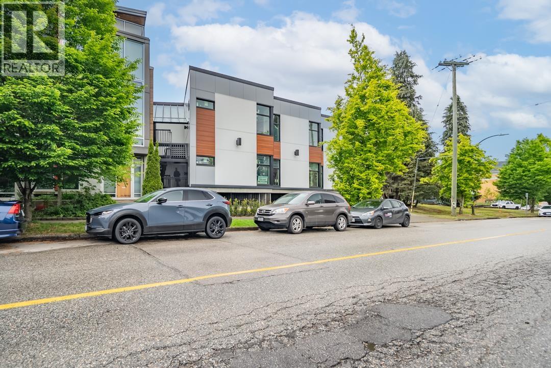 3455 VICTORIA DRIVE, Vancouver