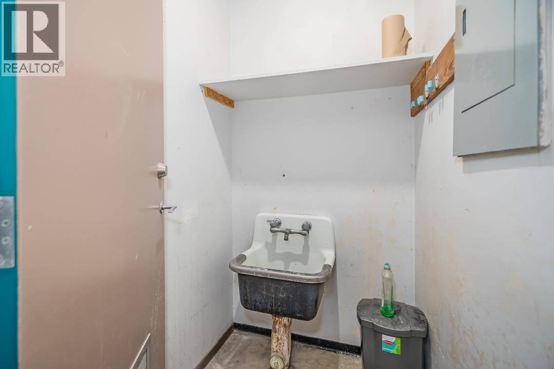 3455 VICTORIA DRIVE, Vancouver