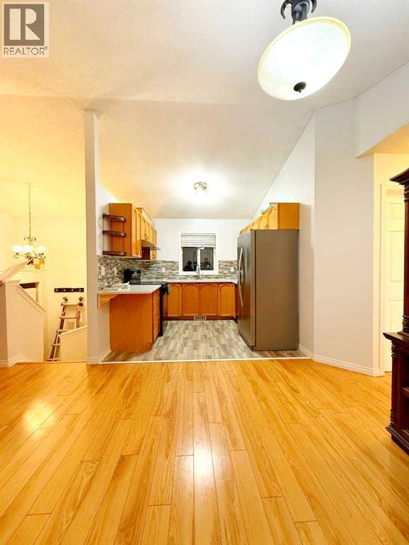 Single Family House Bi-level for Sale in  Taracove Road NE Taradale Calgary 