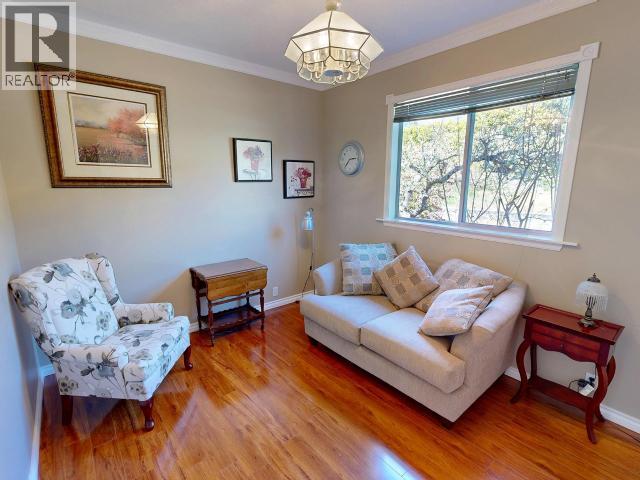 5438 LABURNUM AVE, Powell River