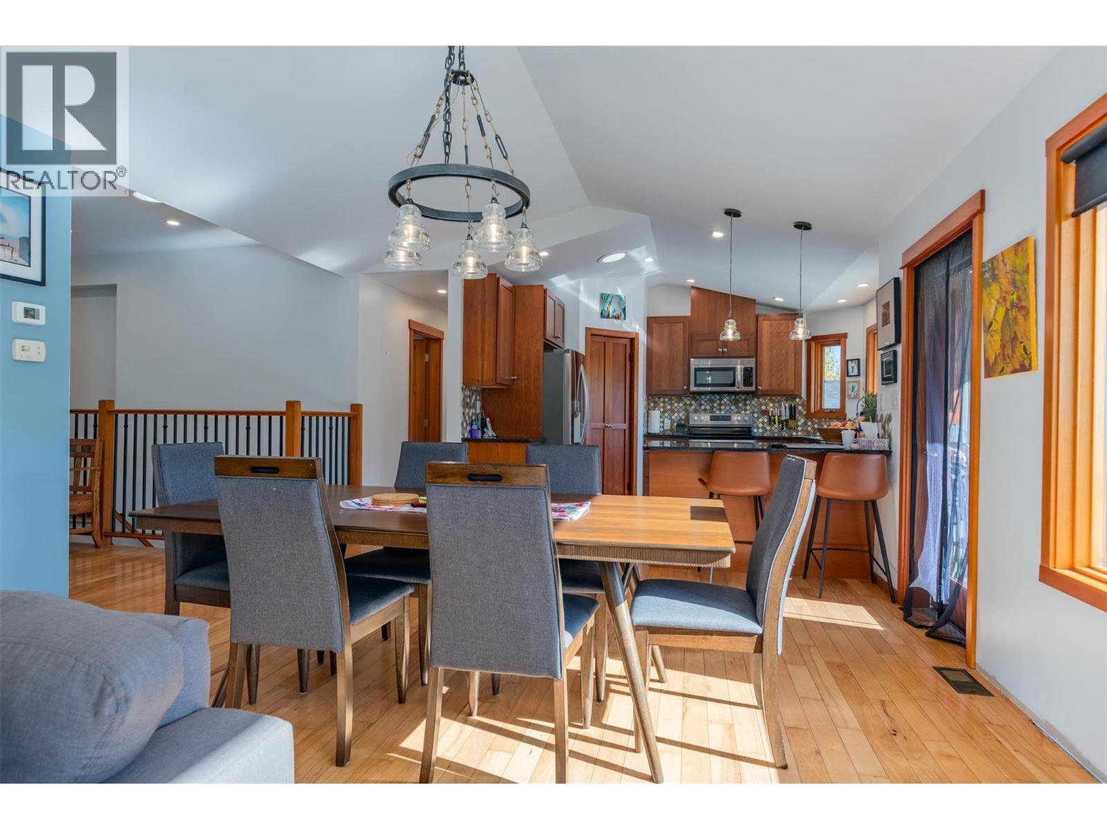 904 Redstone Drive, Rossland