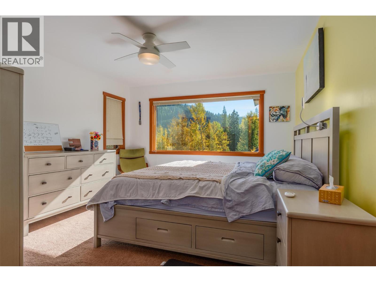 904 Redstone Drive, Rossland