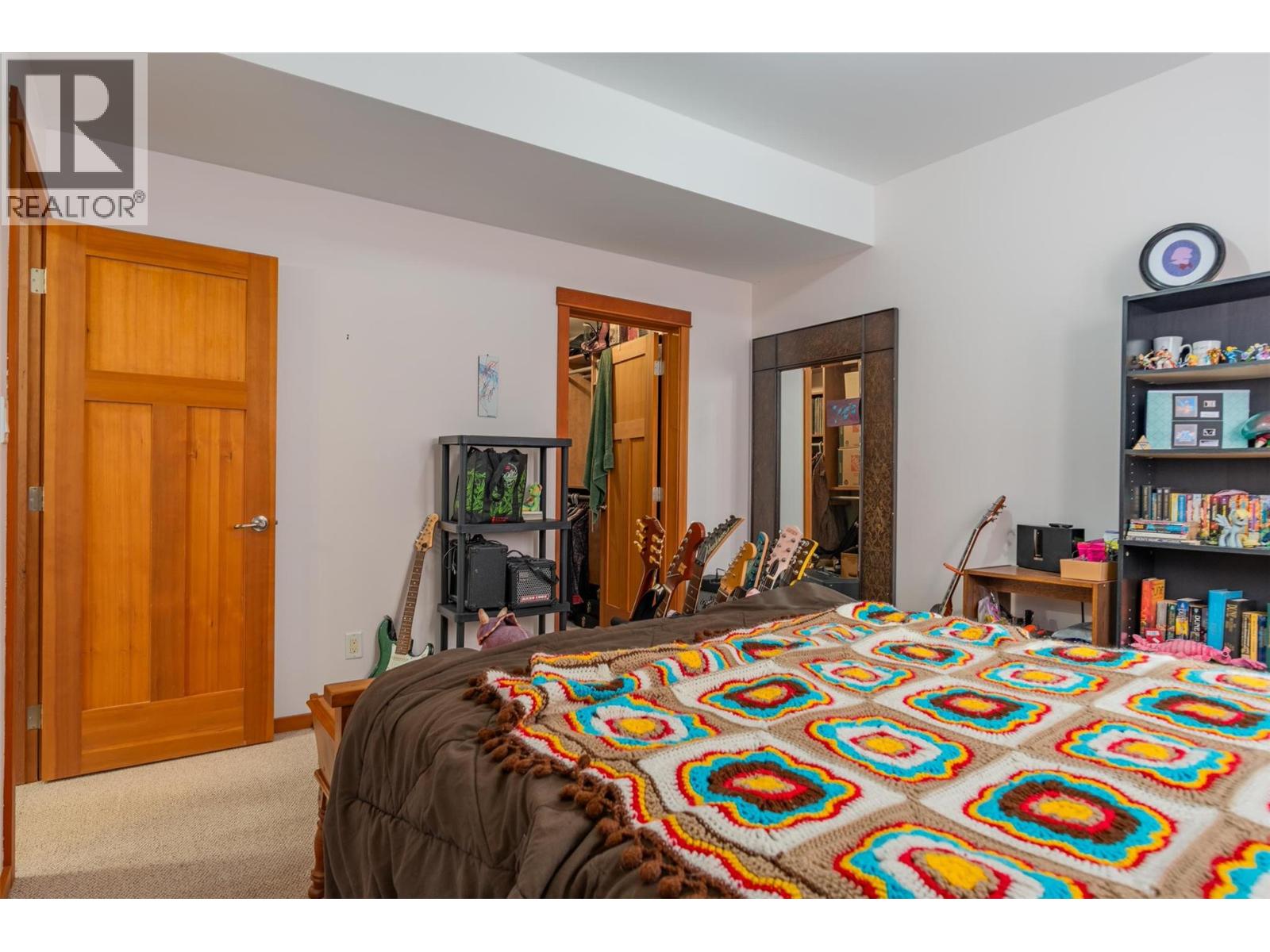 904 Redstone Drive, Rossland