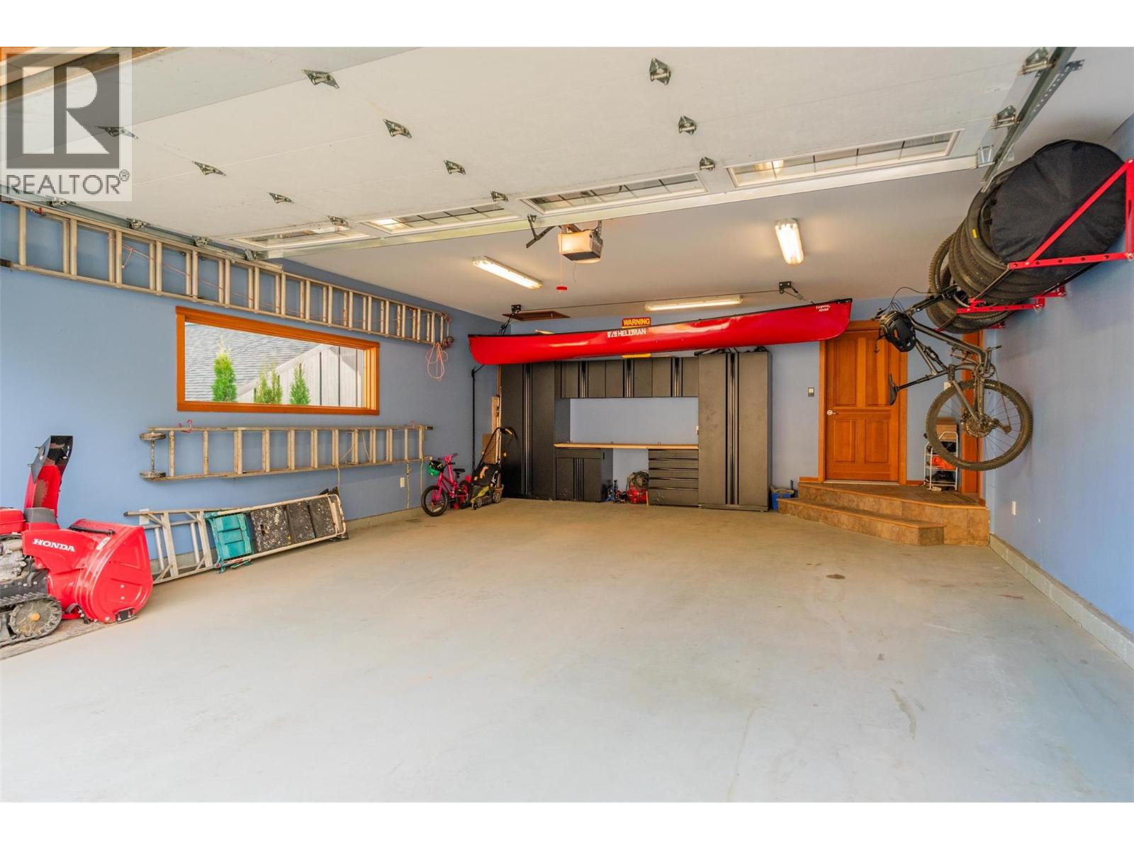 904 Redstone Drive, Rossland